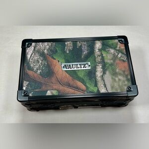 Vaultz Box with Combination Lock Code